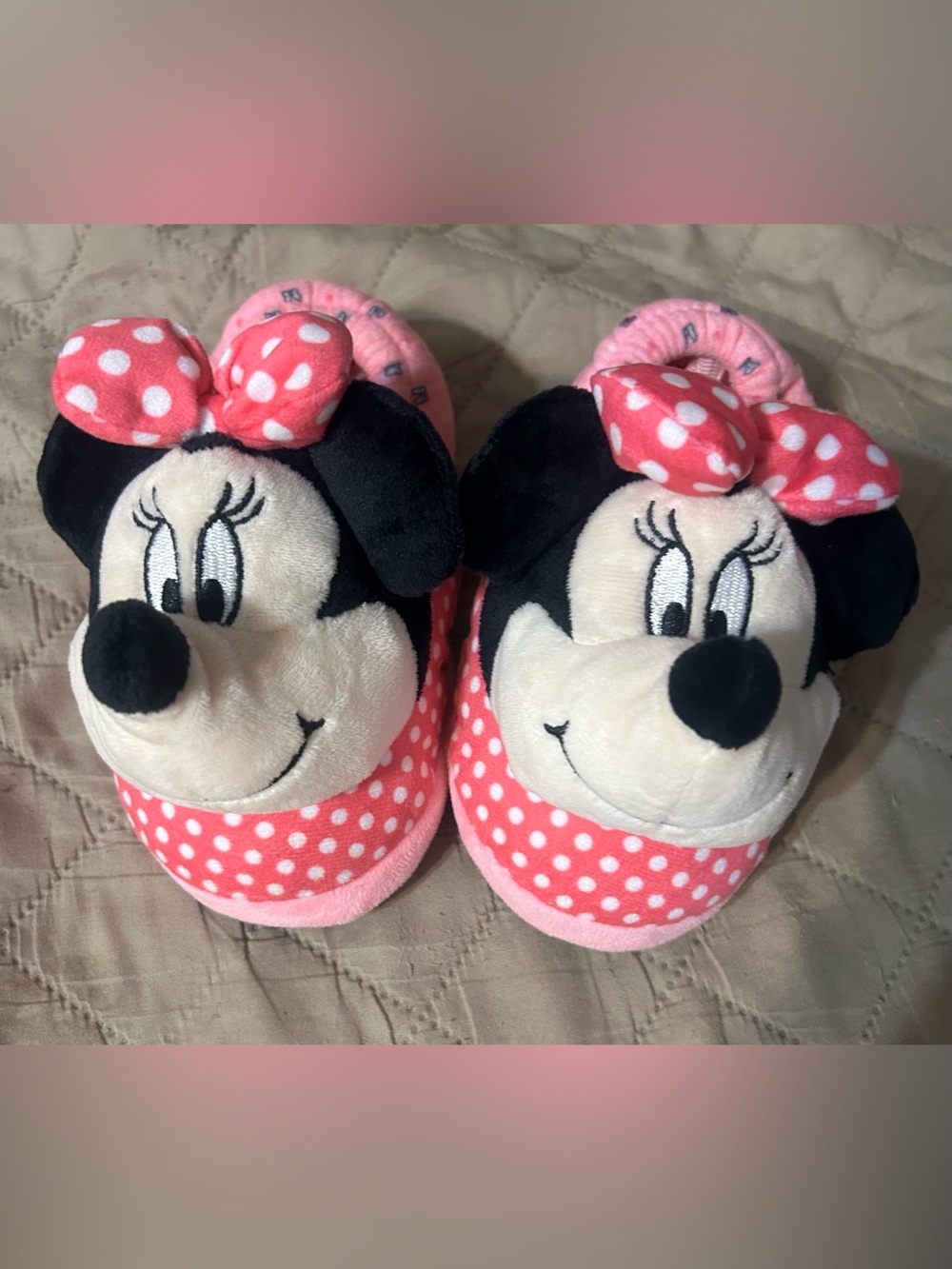 Disney Minnie Mouse Toddler Plush 3D Head Sock Top Slippers Pink Polka Dot